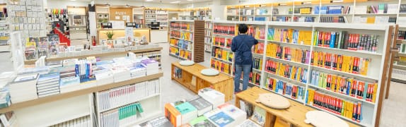 학생타운 기념품점